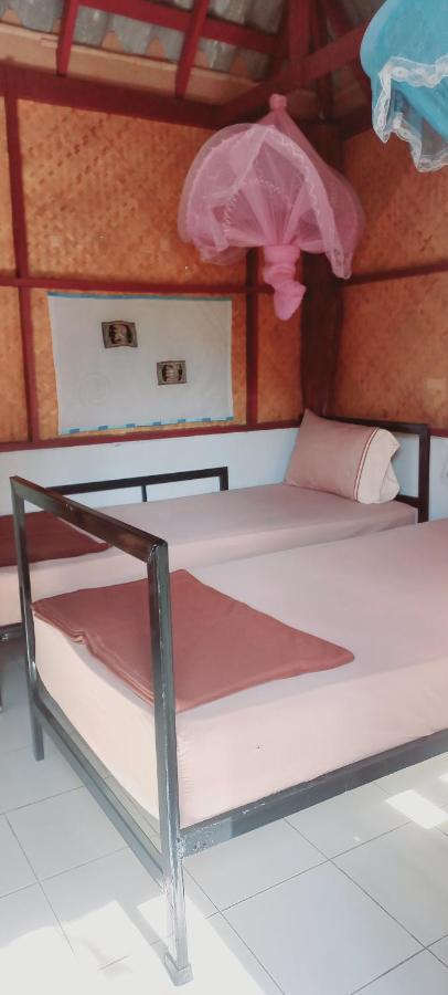 Rainbow House Pai Hotel Bagian luar foto